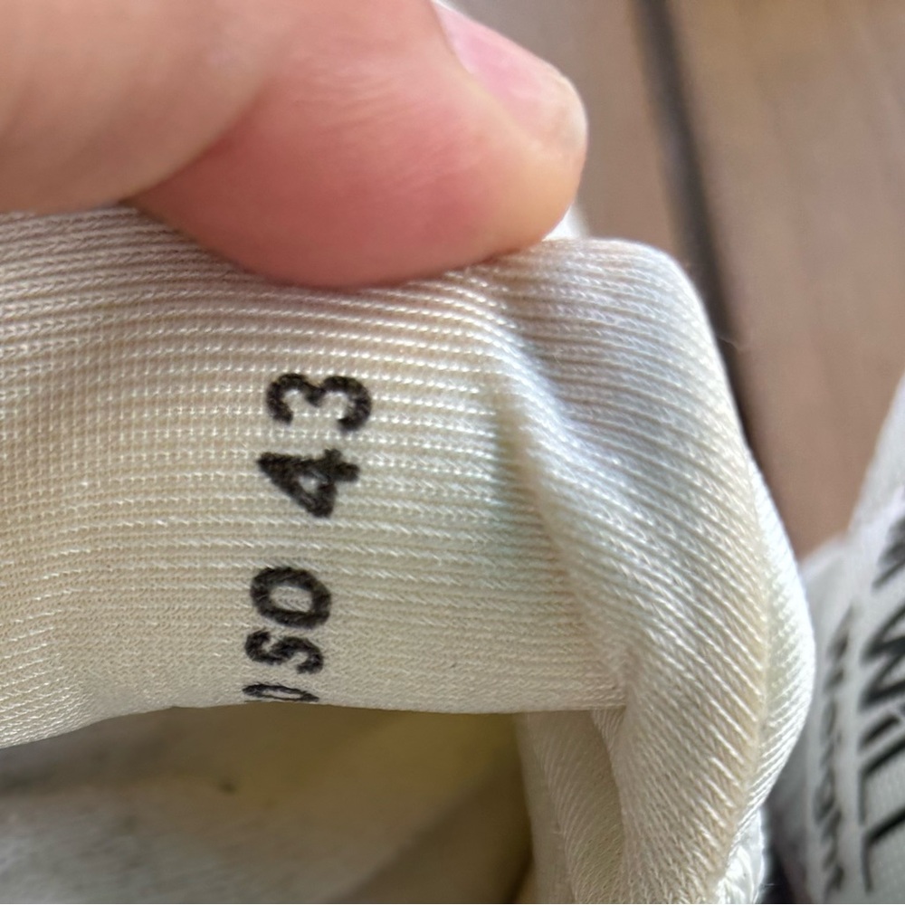 White Sneakers with Black Text Design - Picture 9 of 10